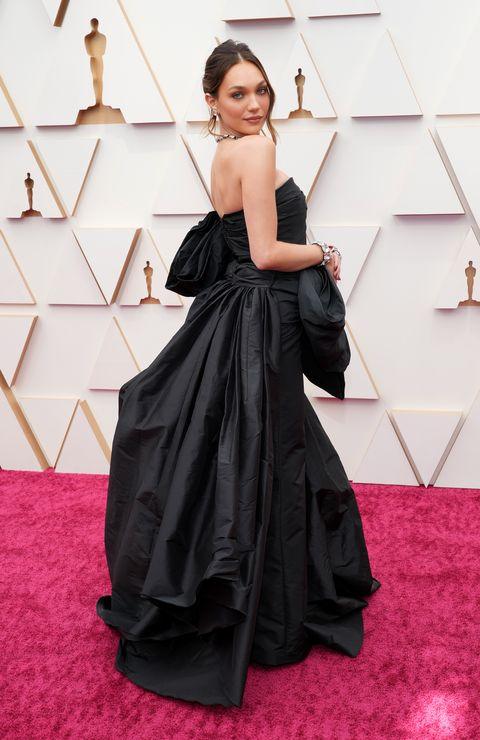 Oscar Red Carpet Dresses 